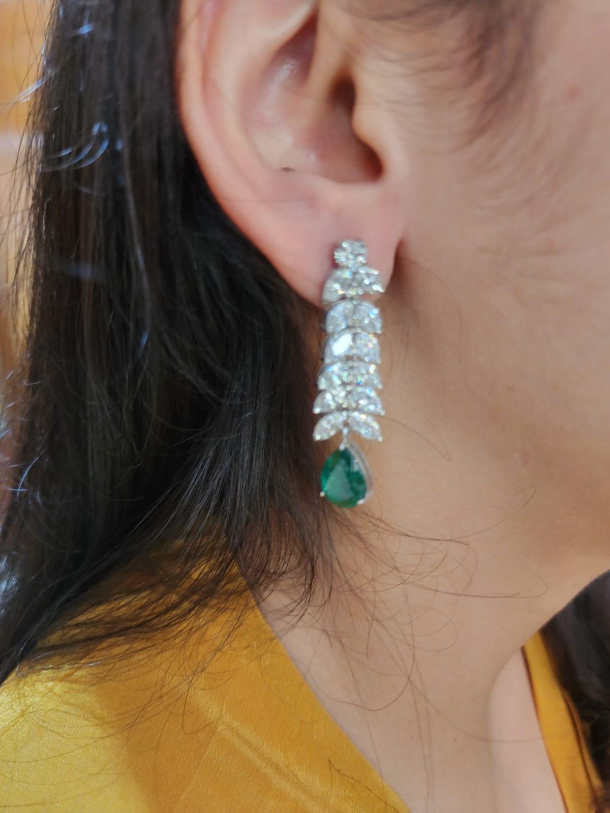 Mixed Cut Natural  Emerald Earring with 9.28 Cts Diamond & 5.87 Cts Emerald in 14k Gold For Sale
