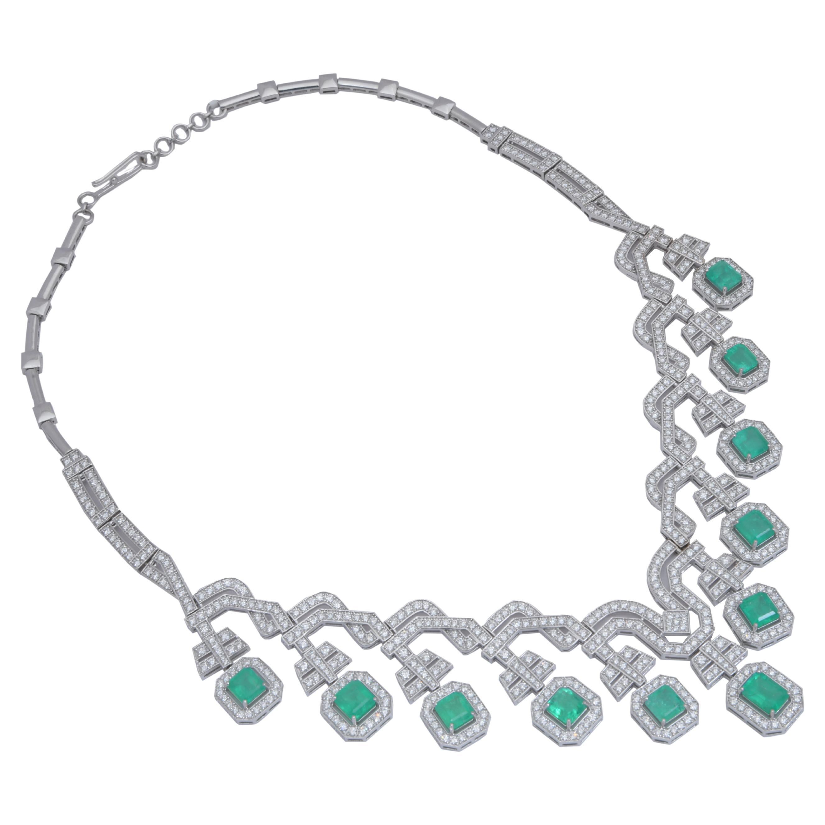 Natural Emerald Necklace with 13.81cts Diamond & 15.48cts Emerald For Sale