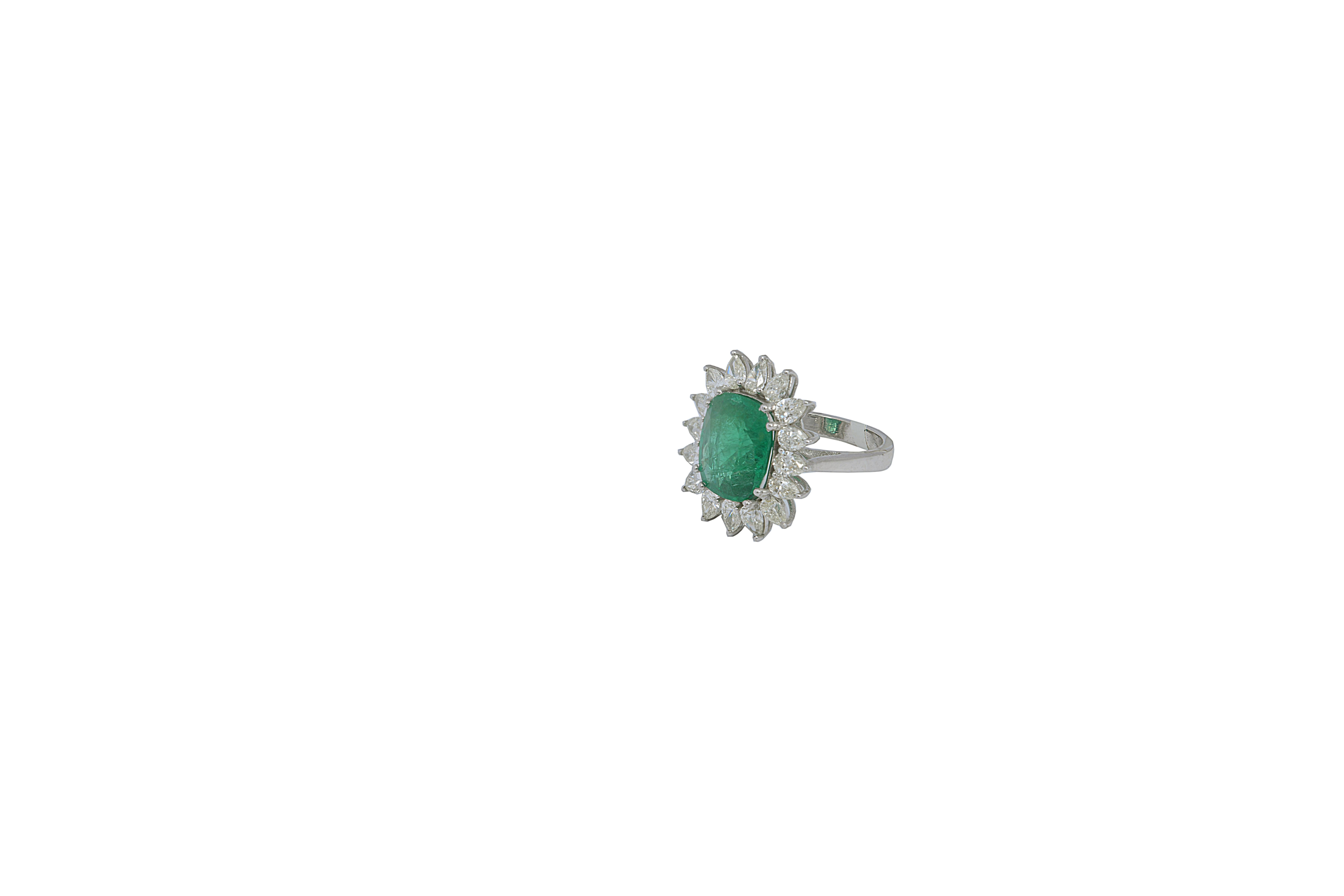 Women's Natural  Emerald Ring with 2.78 Ct Diamond & 4.83 Carat Emerald in 14k Gold For Sale
