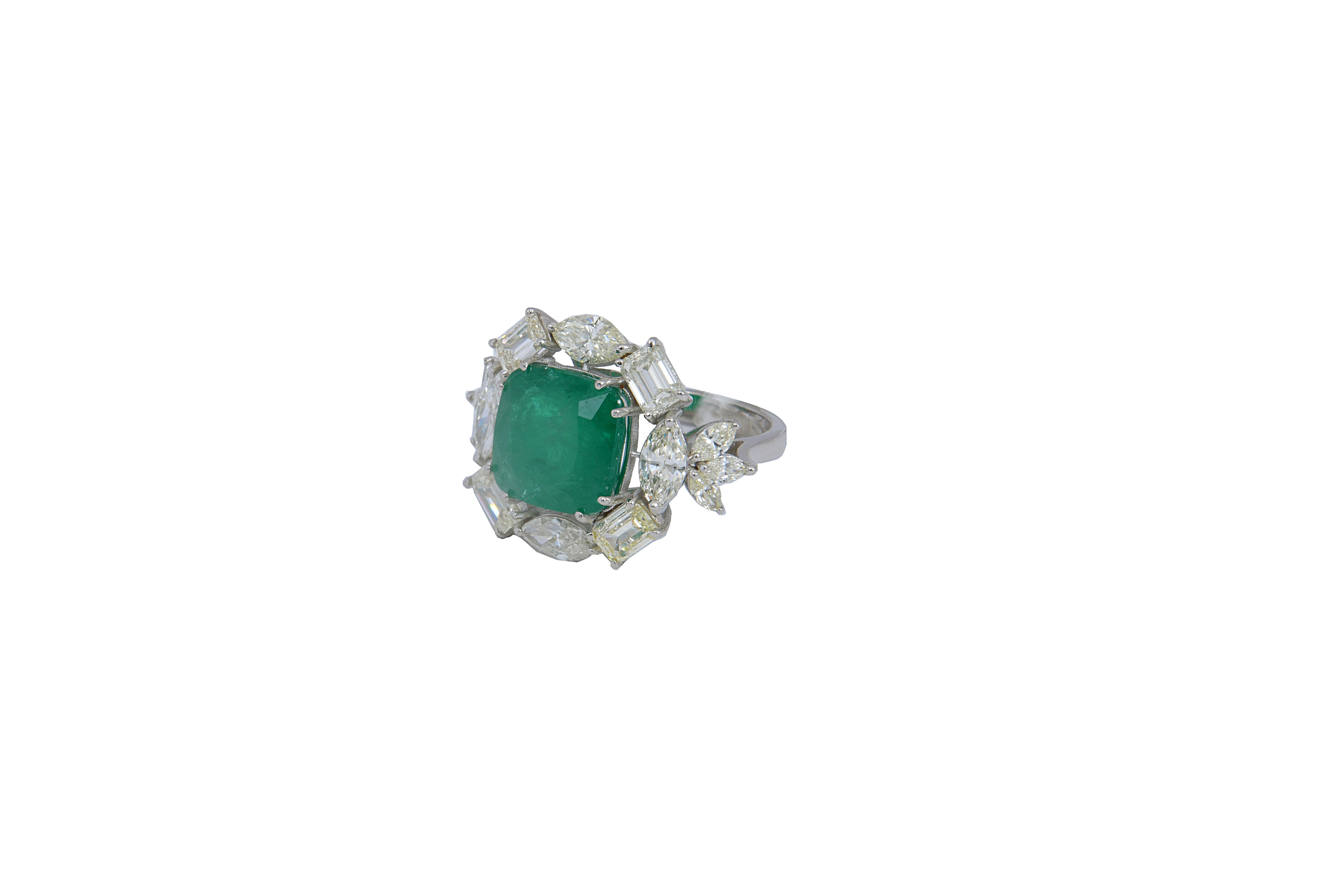 Women's Natural Emerald Ring with 4.88cts Diamond & 7.57cts Emerald in 14k Gold For Sale