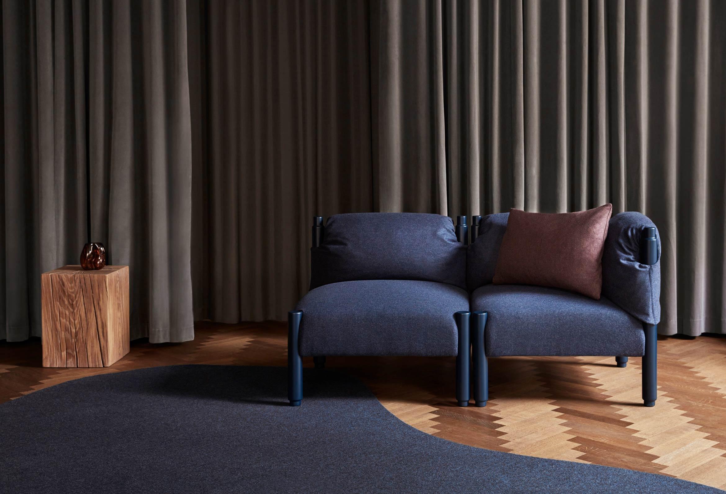 Stand by Me Sofa in Natur und Orange von Storängen Design (21. Jahrhundert und zeitgenössisch) im Angebot