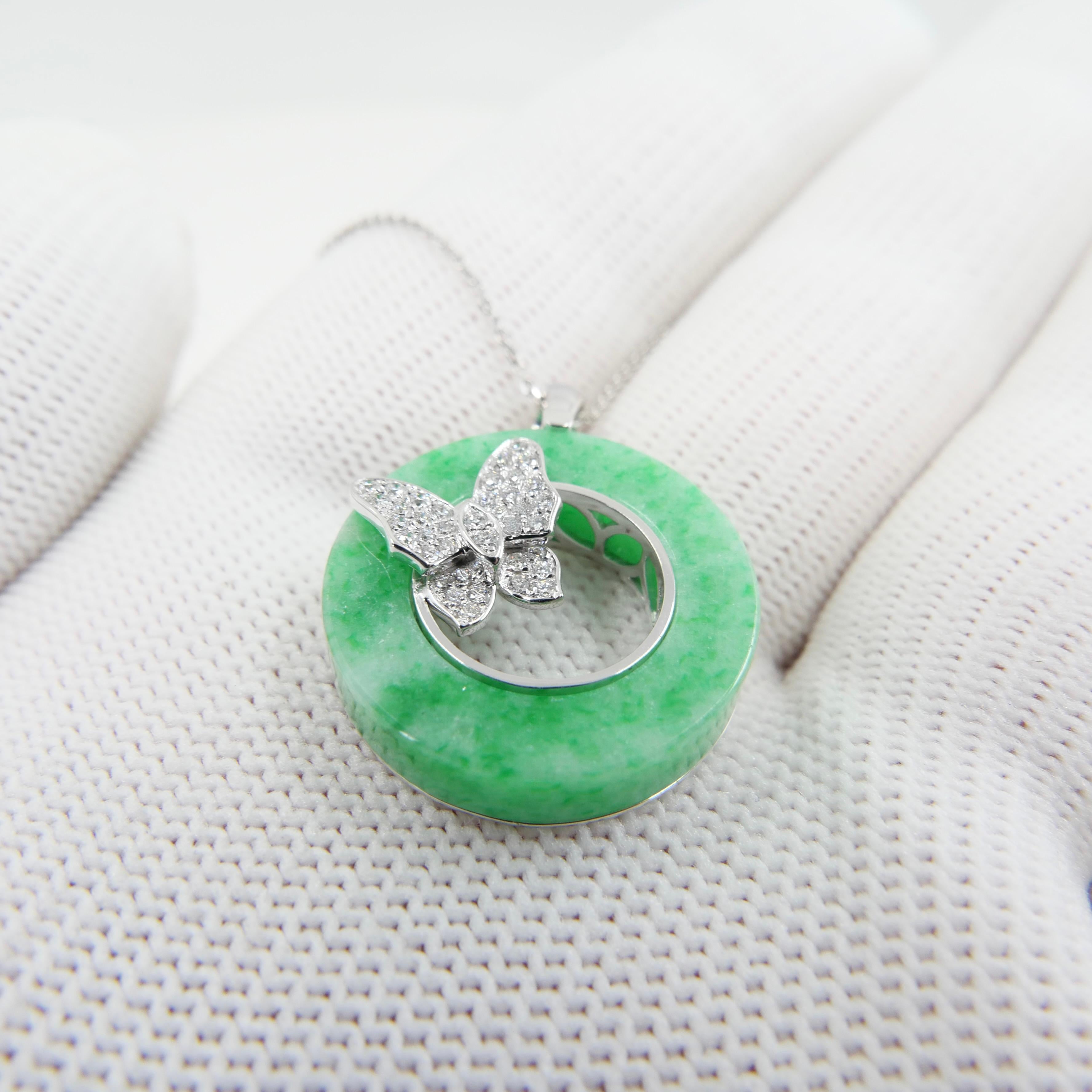 Collier pendentif papillon en jade vert pomme certifié 13,72 carats et diamants.  en vente 5