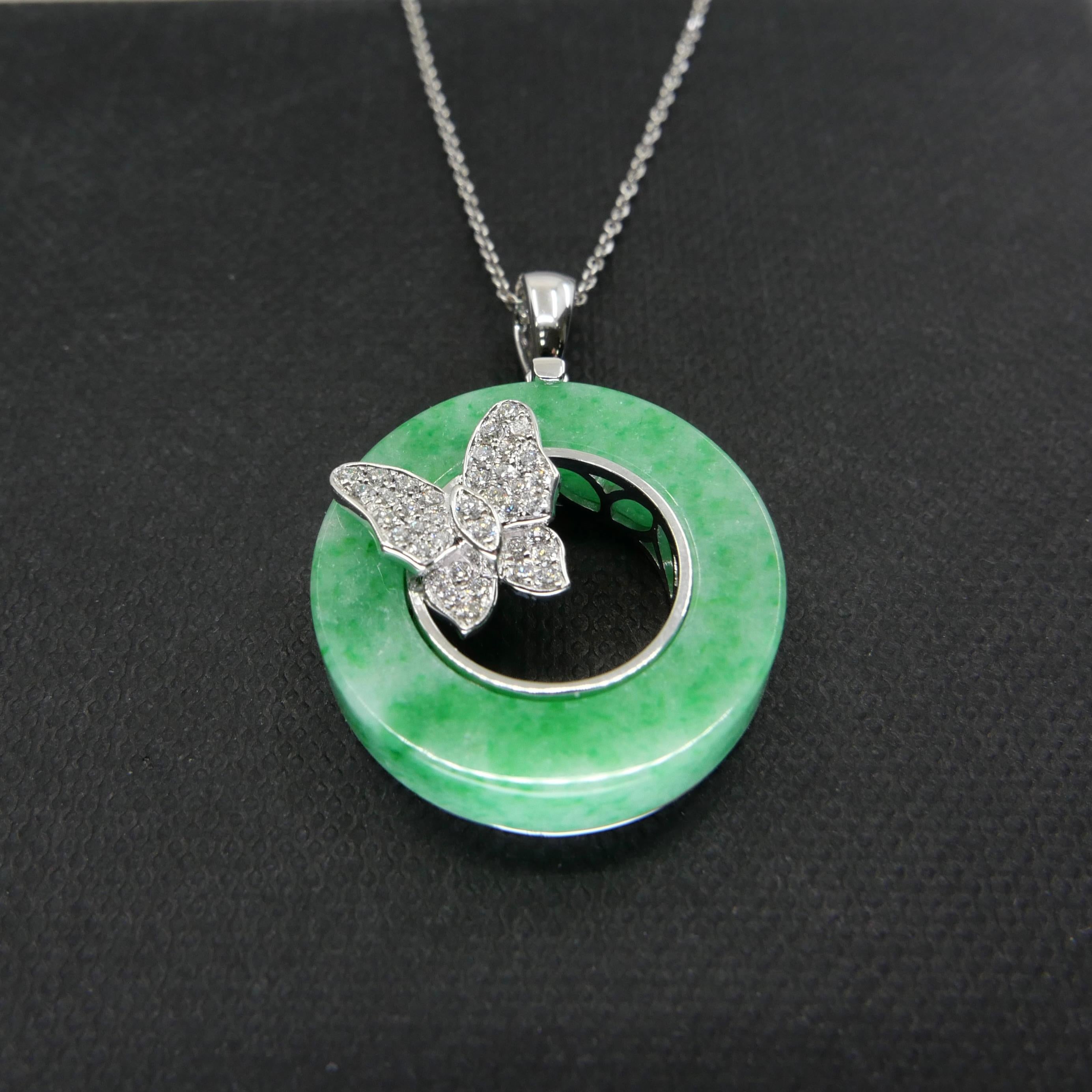 Certified Apple Green Jade 13.72 Cts And Diamond Butterfly Pendant Necklace.  For Sale 4