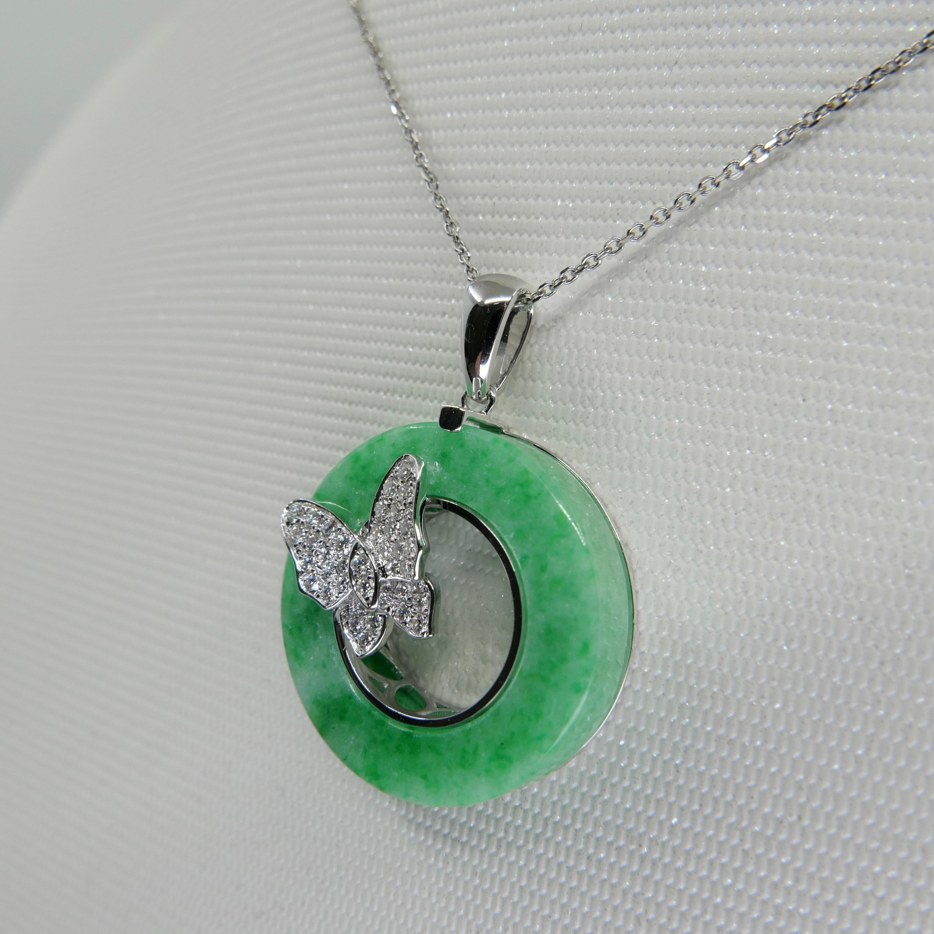 Certified Apple Green Jade 13.72 Cts And Diamond Butterfly Pendant Necklace.  For Sale 1