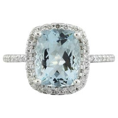 Natural Aquamarine 14 Karat White Gold Diamond Ring