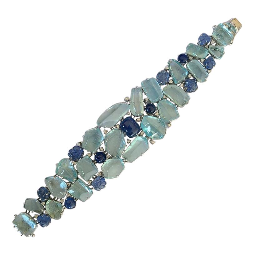 Natural Aquamarine and Blue Sapphire Bracelet Set in 18 Karat Gold with Diamonds For Sale