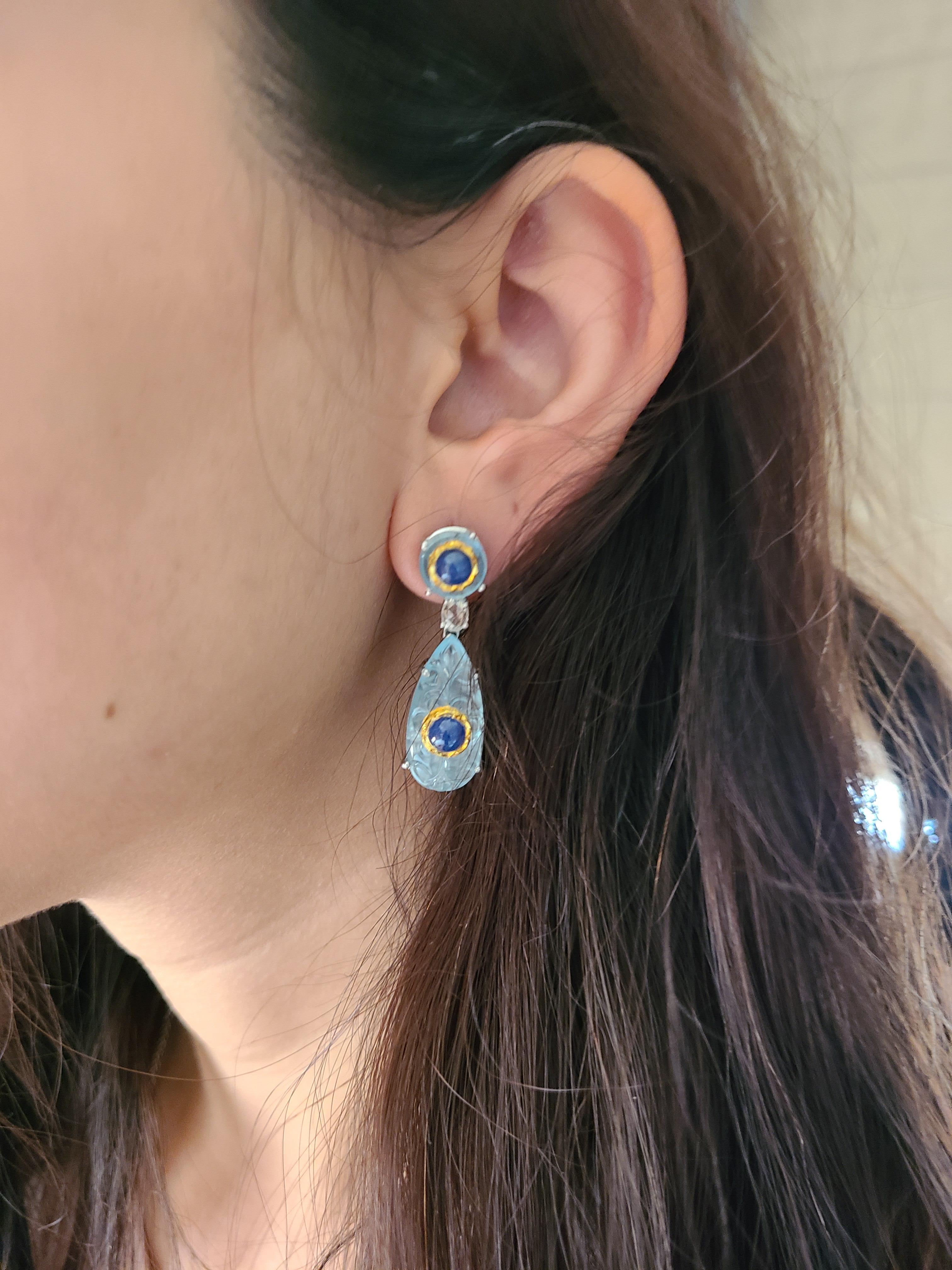 Modern Natural Aquamarine and Burma Blue Sapphire Earrings Set in 18 Karat Gold For Sale
