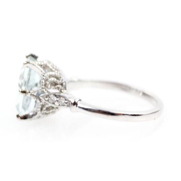 3.08 Carats Natural Aquamarine and Diamond 14k White Gold Ring For Sale 1