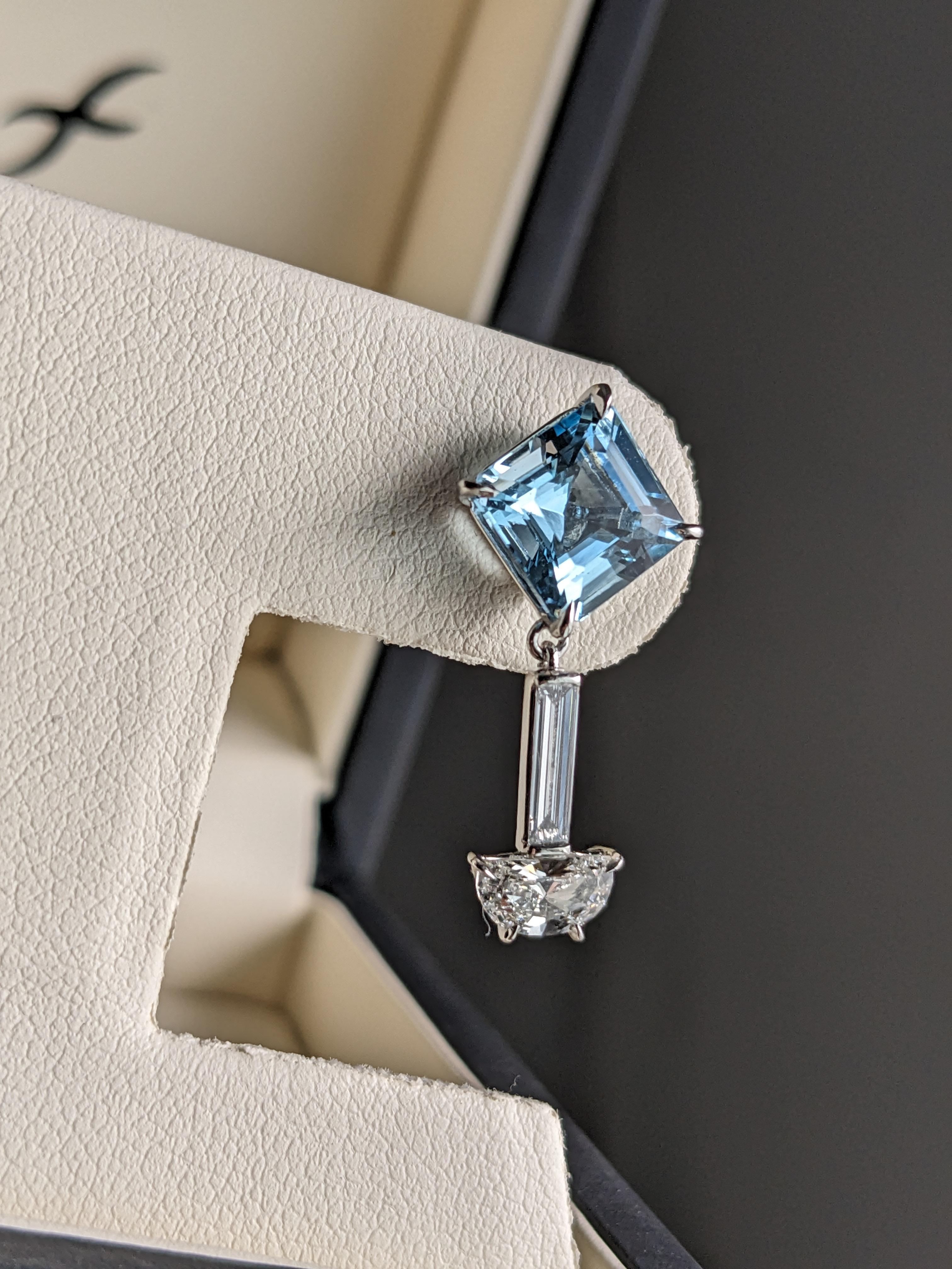 Taille émeraude Boucles d'oreilles aigue-marine naturelle et diamant en platine 950 en vente