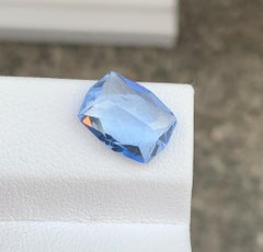 Natural Aquamarine Beryl Gemstone: 2.74 CT Fancy Cut