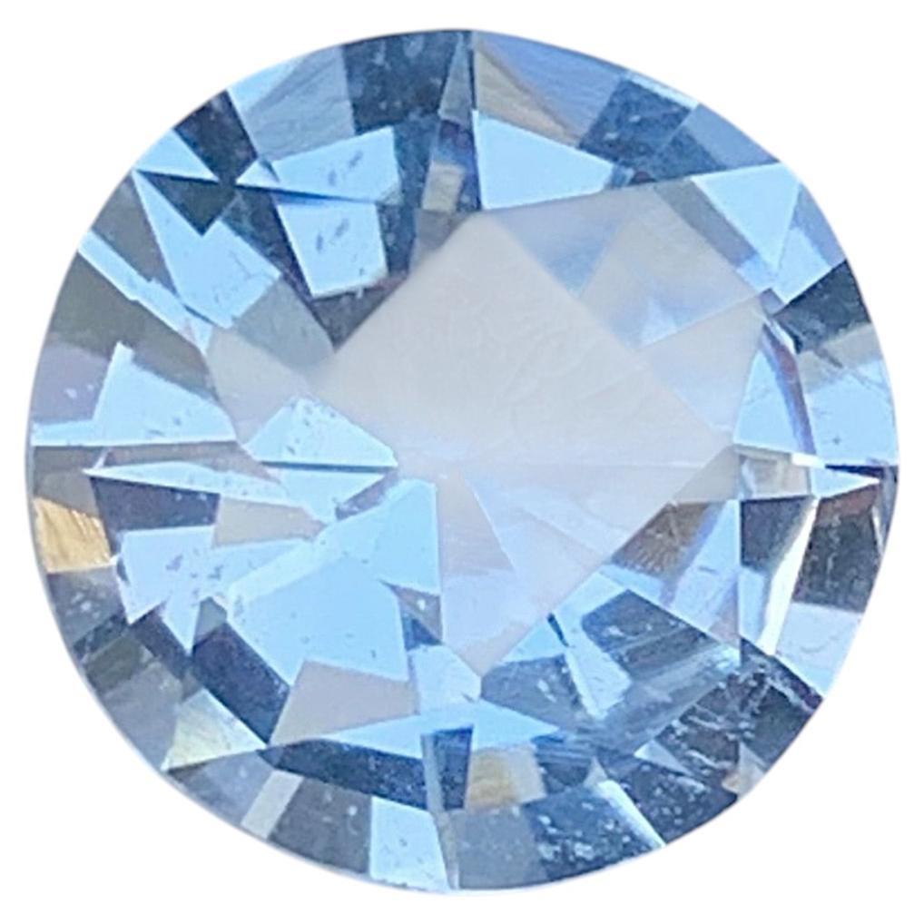 Natürlicher Aquamarin Beryll Edelstein: 3.00 Karat Fancy-Schliff im Angebot