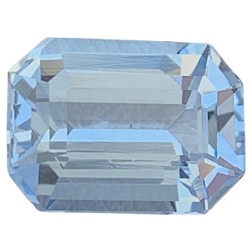 Natural Aquamarine Beryl Gemstone: 3.14 CT Emerald Cut