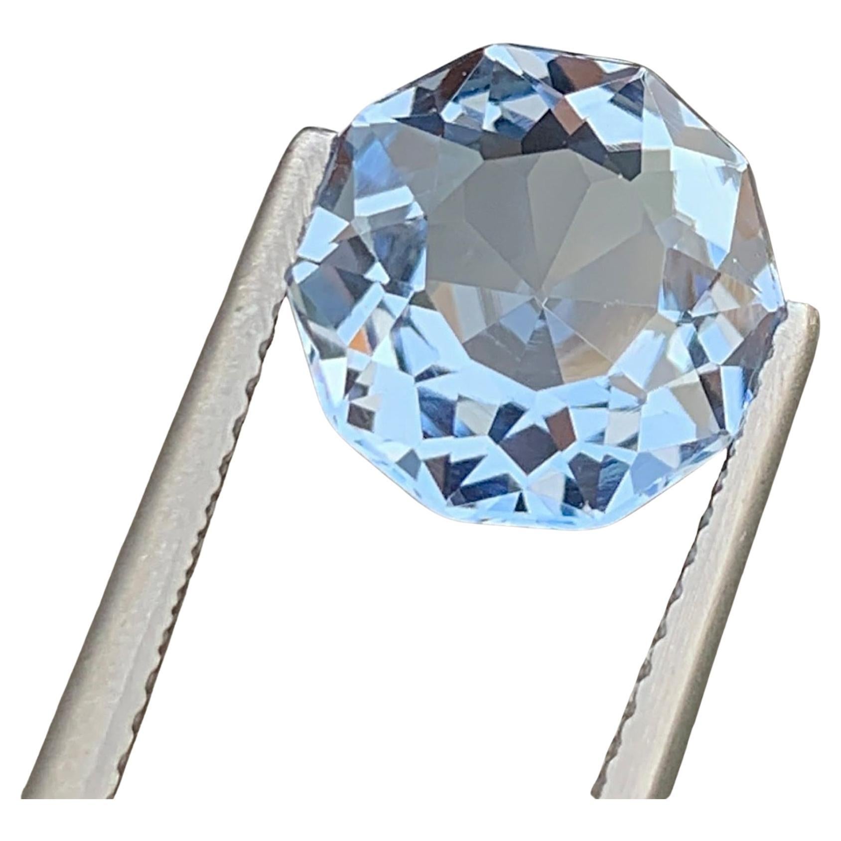 Natürlicher Aquamarin Beryll Edelstein: 3.58 Karat Fancy-Schliff