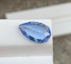 Gemma naturale di acquamarina e berillo: 3.65 CT con taglio a pera