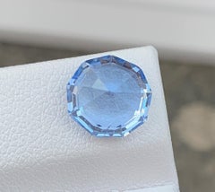 Natural Aquamarine Beryl Gemstone: 3.73 Carat Fancy Cut
