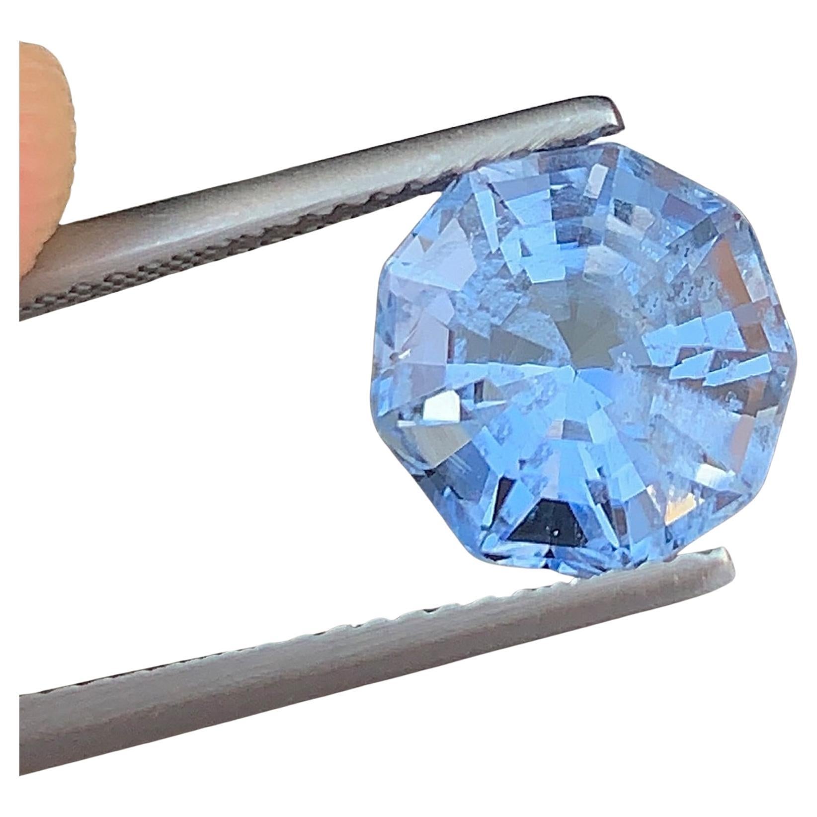 Natürlicher Aquamarin Beryll Edelstein: 3.73 Karat Fancy-Schliff