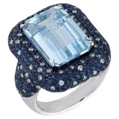 Anello con acquamarina naturale, zaffiro blu e diamante in oro 18 carati