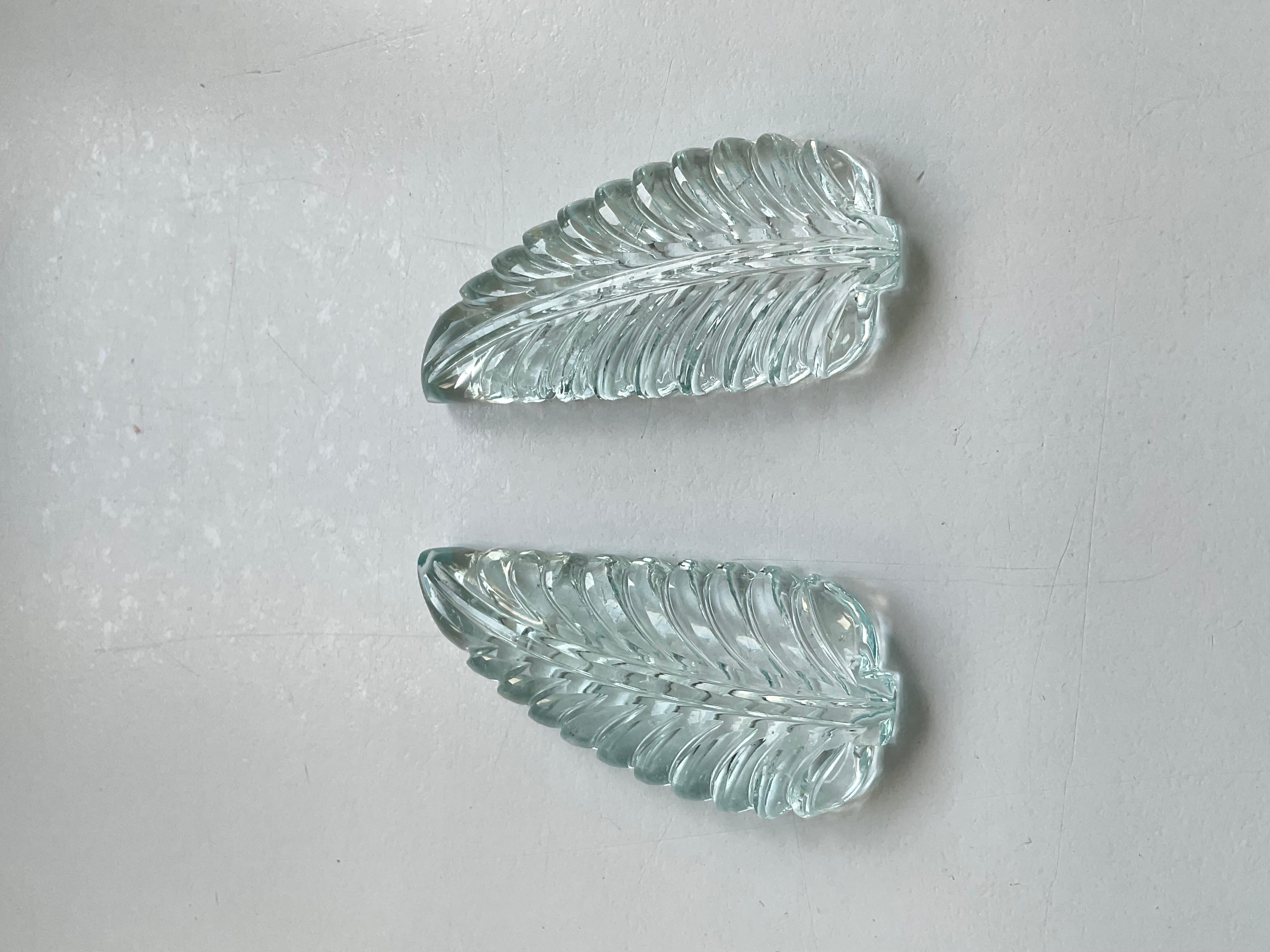 Art Deco Natural Aquamarine Carved Leaf Loose Gemstone Rare Size and Hand Carving For Sale
