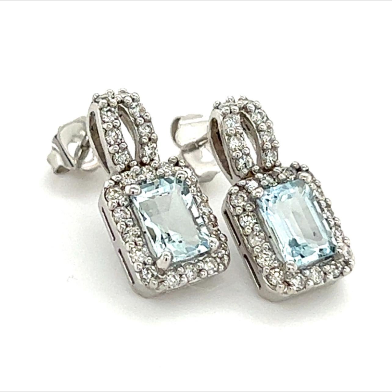 Natural Aquamarine Diamond Earrings 14k Gold 2.38 TCW Certified $4,950 215092

Nothing says, “I Love you” more than Diamonds and Pearls!

These Aquamarine earrings have been Certified, Inspected, and Appraised by Gemological Appraisal