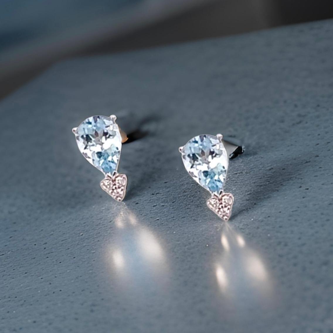 Orecchini con diamanti di acquamarina naturale in oro 14k 3,07 TCW certificati in vendita 2
