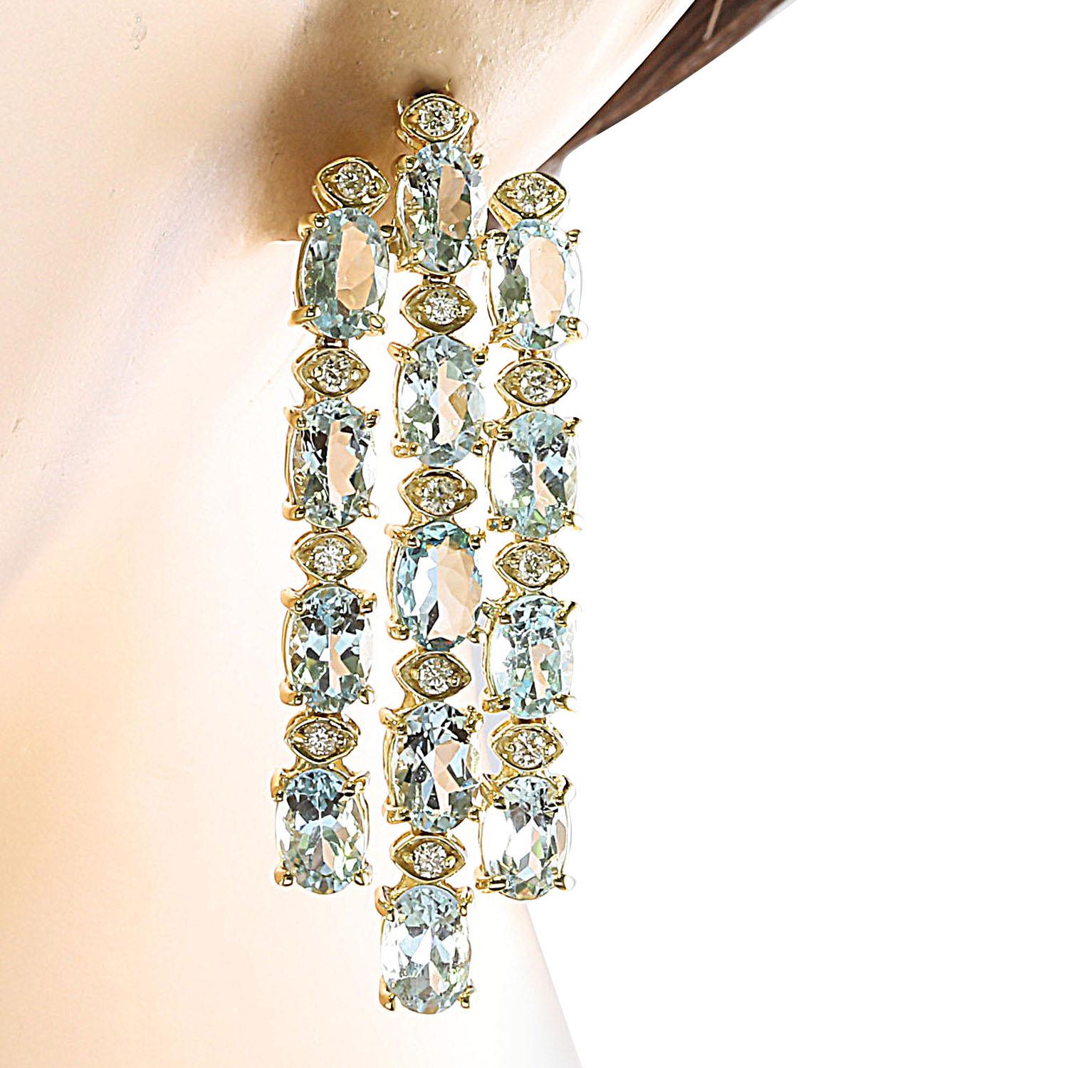 Natural Aquamarine Diamond Earrings in 14 Karat Solid Yellow Gold  In New Condition For Sale In Los Angeles, CA