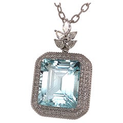 Collier en or orné d'une aigue-marine naturelle et de diamants 27 carats certifiés GIA 121172 $