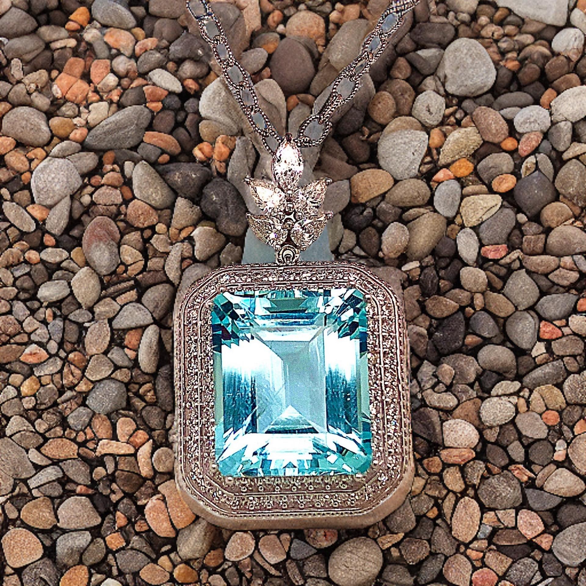 Natural Aquamarine Diamond Gold Necklace 27 TCW GIA Certified For Sale 1