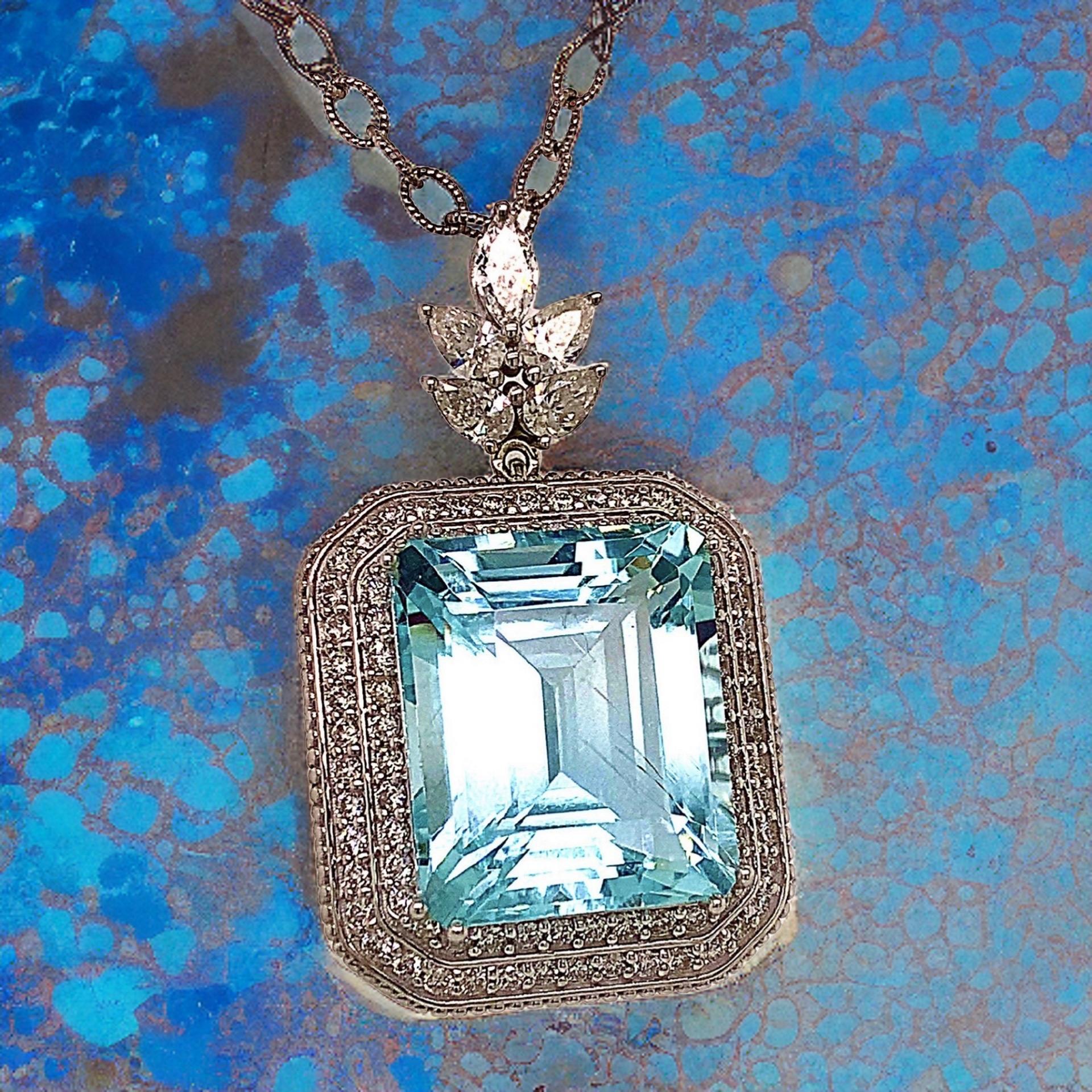 Natural Aquamarine Diamond Gold Necklace 27 TCW GIA Certified For Sale 4