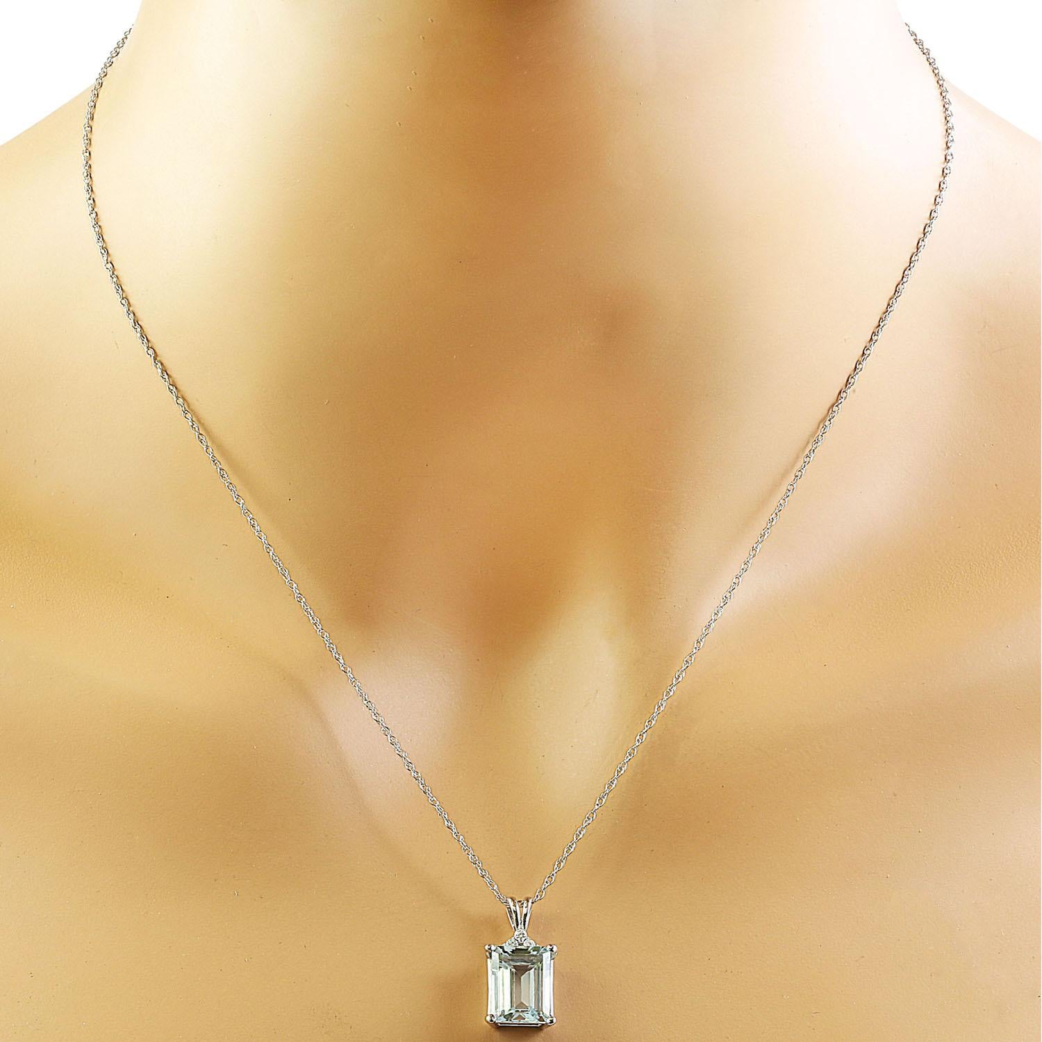 Natürliche Aquamarin-Diamant-Halskette aus 14 Karat massivem Weißgold  (Smaragdschliff) im Angebot