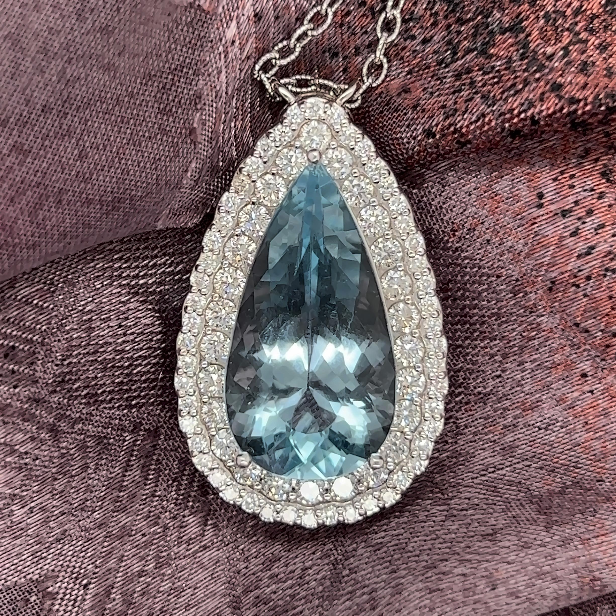 Natural Aquamarine Diamond Pendant Gold Chain 19.9 TCW Certified For Sale 3