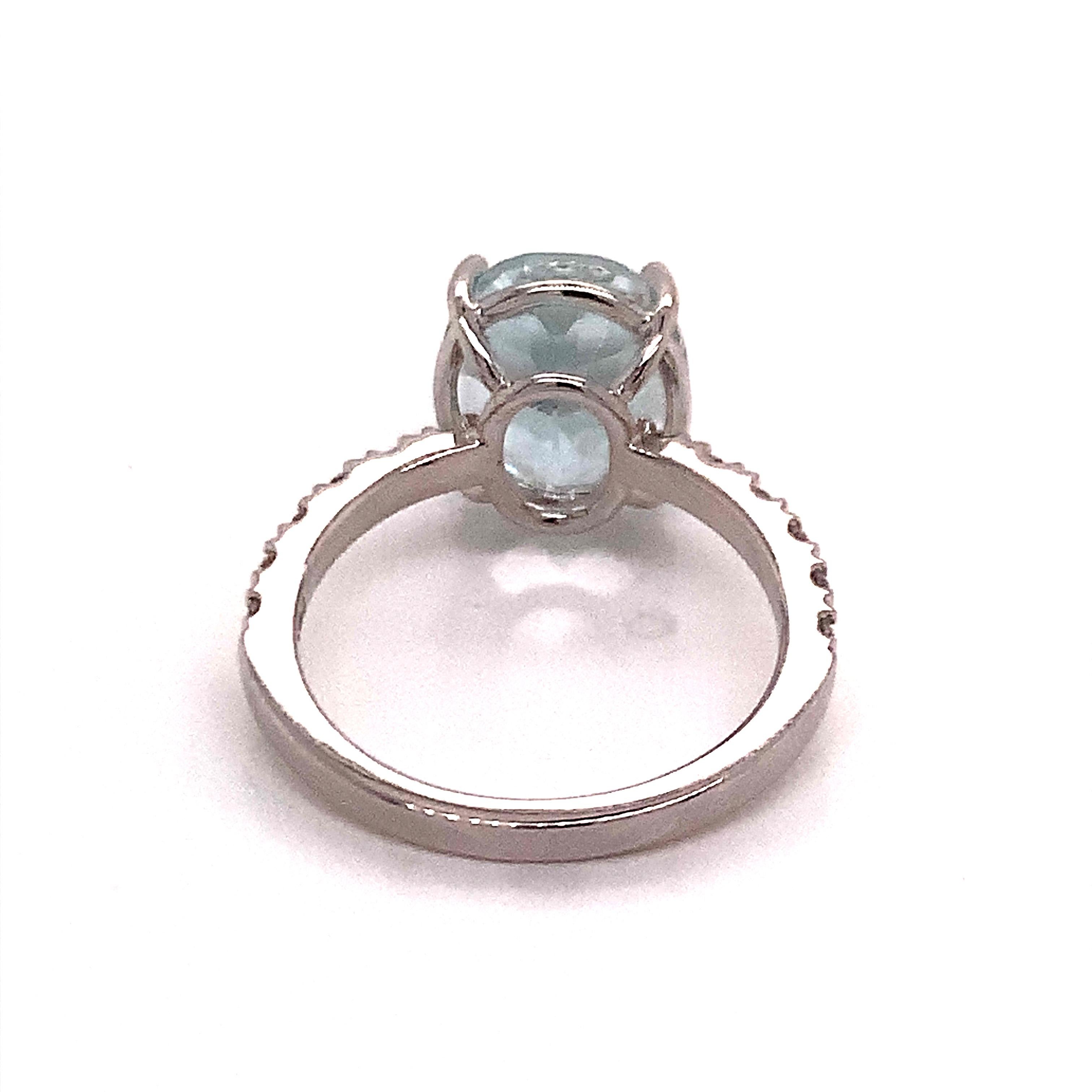 Bague en or blanc 14 carats avec aigue-marine naturelle certifiée TCW 5,09 carats Pour femmes en vente