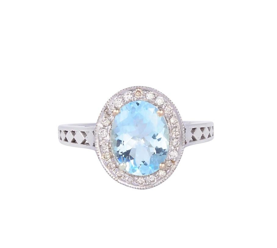 Natural Aquamarine & Diamond Ring 18K gold In New Condition For Sale In jaipur, IN
