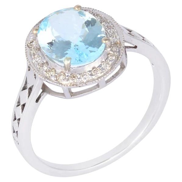 Natural Aquamarine & Diamond Ring 18K gold For Sale