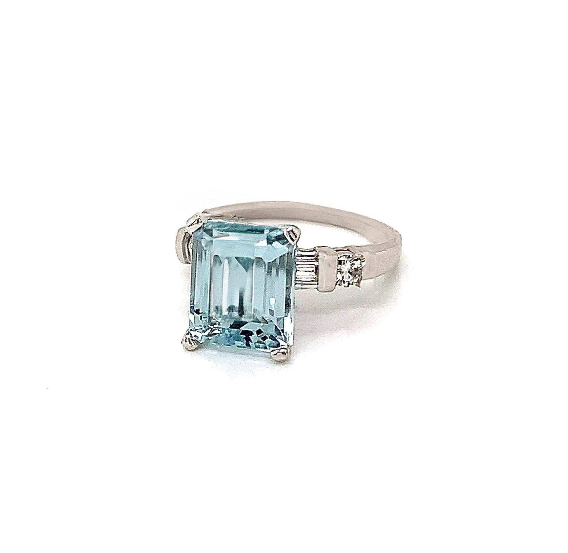 Donna Anello con diamante di acquamarina naturale 6,25 platino 5,3 TCW certificato in vendita