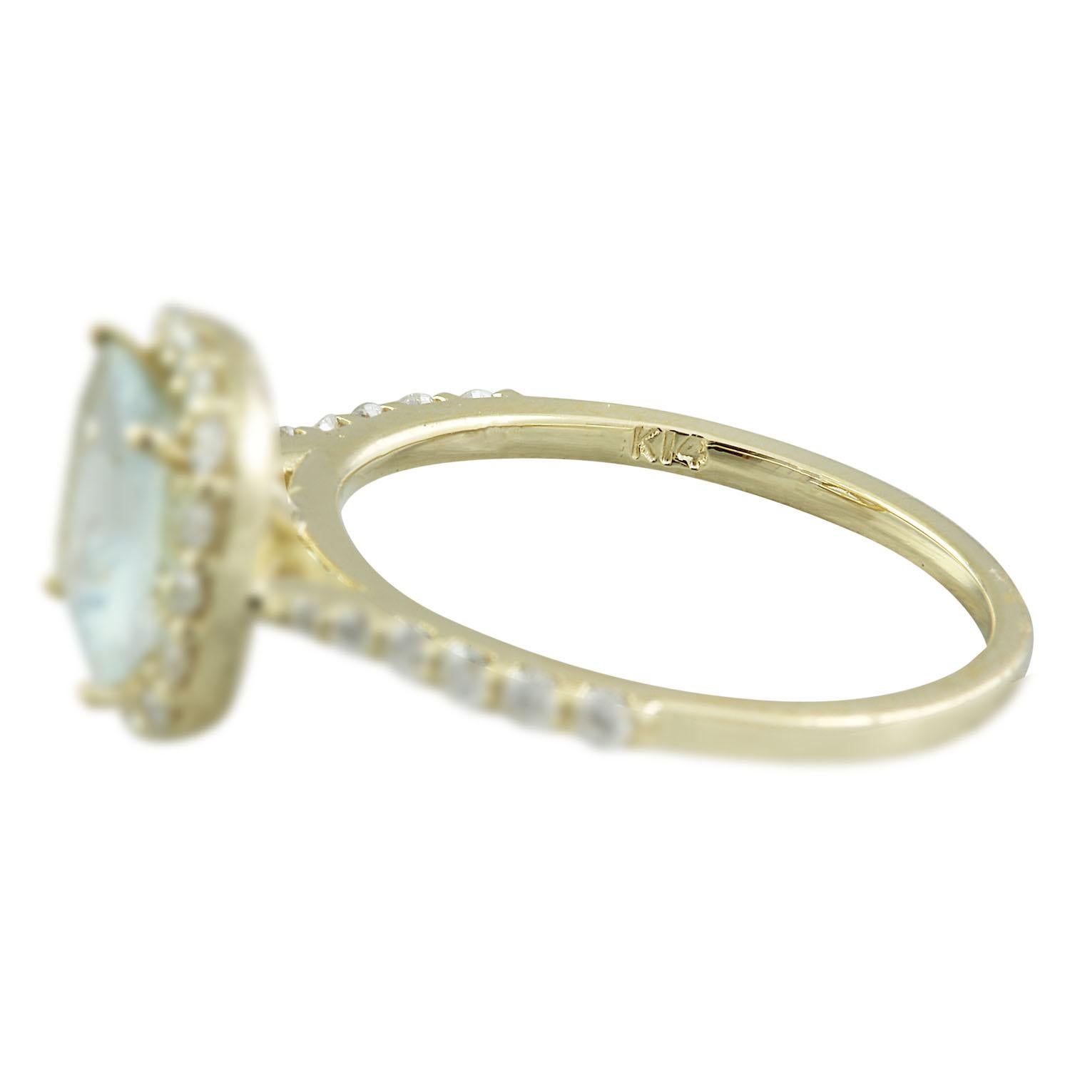 Natural Aquamarine Diamond Ring In 14 Karat Yellow Gold In New Condition For Sale In Los Angeles, CA