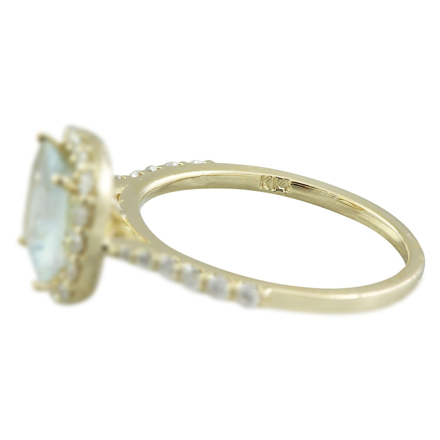 Natural Aquamarine Diamond Ring In 14 Karat Yellow Gold In New Condition For Sale In Manhattan Beach, CA