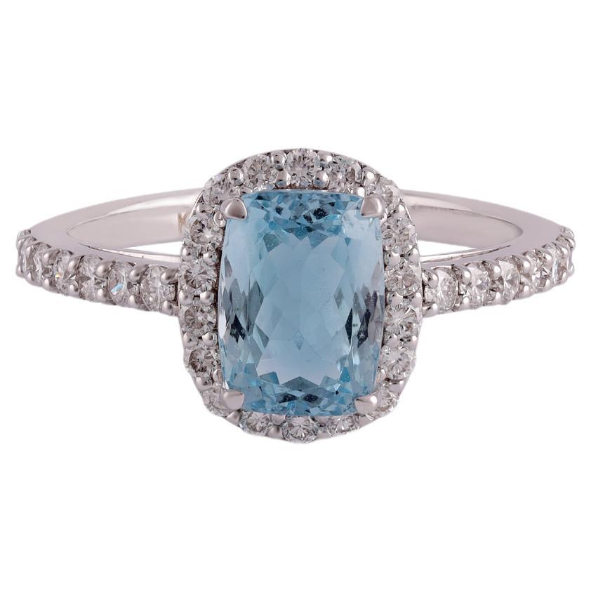 Natural Aquamarine & Diamond  Ring in 18k White Gold For Sale