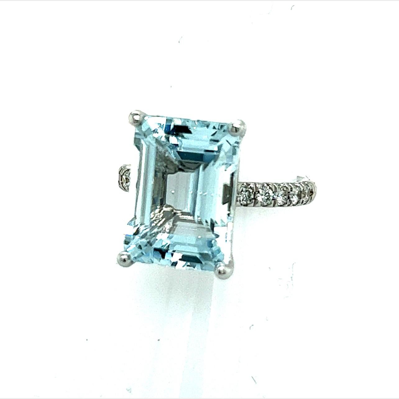 Emerald Cut Natural Aquamarine Diamond Ring 14K W Gold 6.67 TCW Certified For Sale