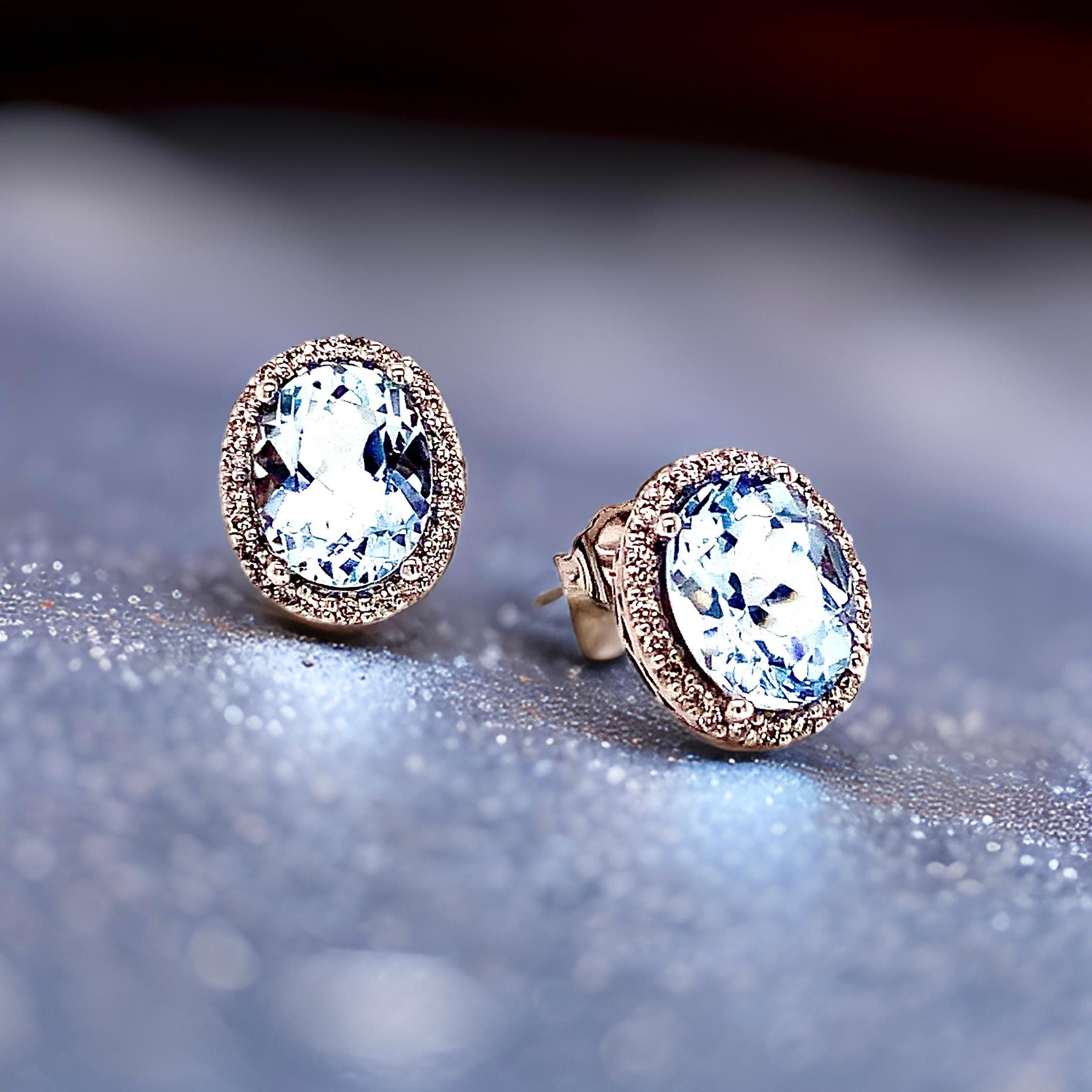 Orecchini con diamanti di acquamarina naturale 14k WG 5,46 TCW certificati in vendita 4