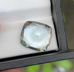 Natural Aquamarine Gemstone: 10.18 Carat Fancy Cut, Pakistan Origin