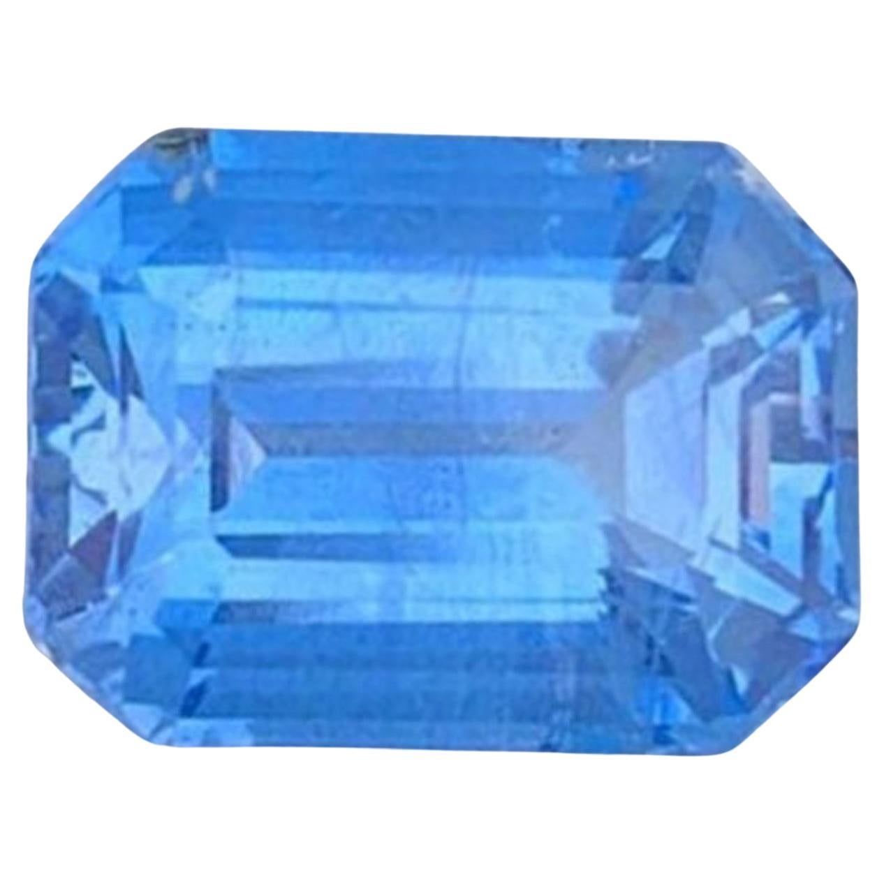 Natural Aquamarine Gemstone: 7.88 Carat Emerald Cut Aquamarine Beryl
