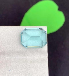 Natural Aquamarine Gemstone: 8.38 Carat Aquamarine March Birthstone