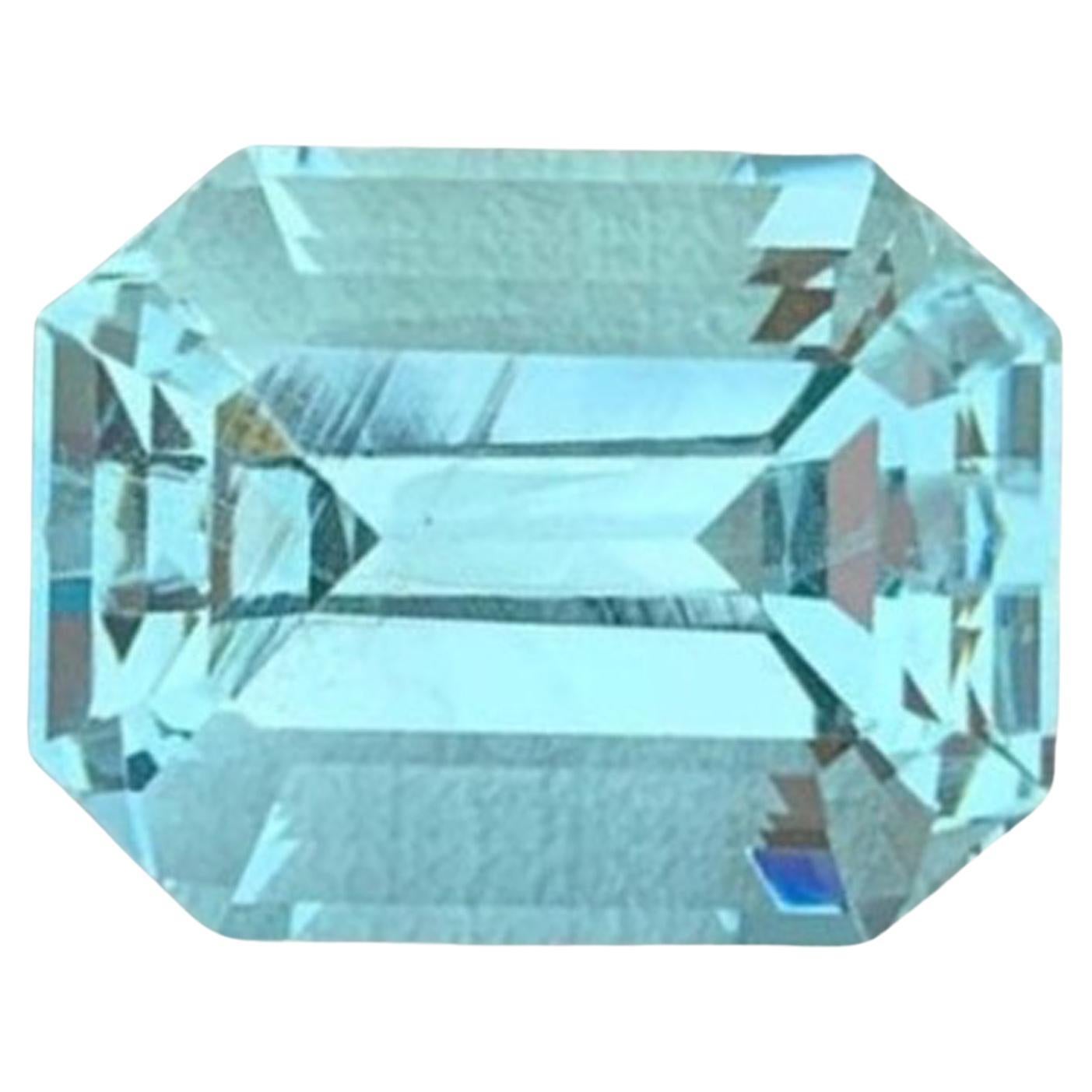 Natural Aquamarine Gemstone: 8.38 Carat Aquamarine March Birthstone
