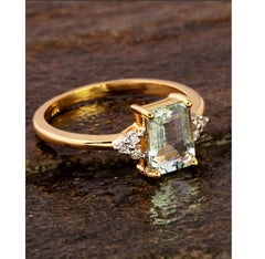 Natural 1.31cts Aquamarine & 0.08cts Diamond Ring in 18K Gold