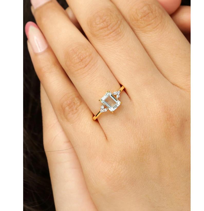 Natural Aquamarine Ring 18K gold Damen im Angebot