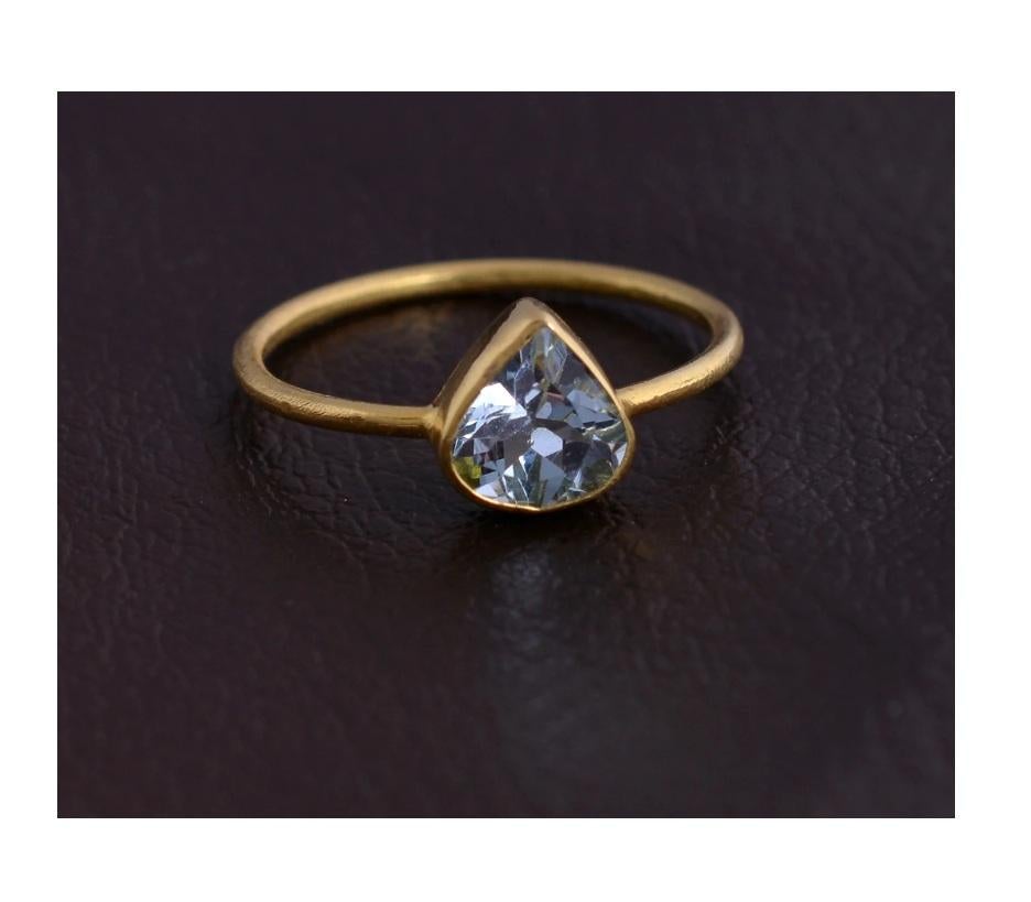 Natural Aquamarine Ring 18K Gold For Sale 1