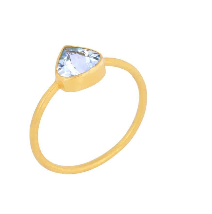 Natural Aquamarine Ring 18K Gold For Sale 2
