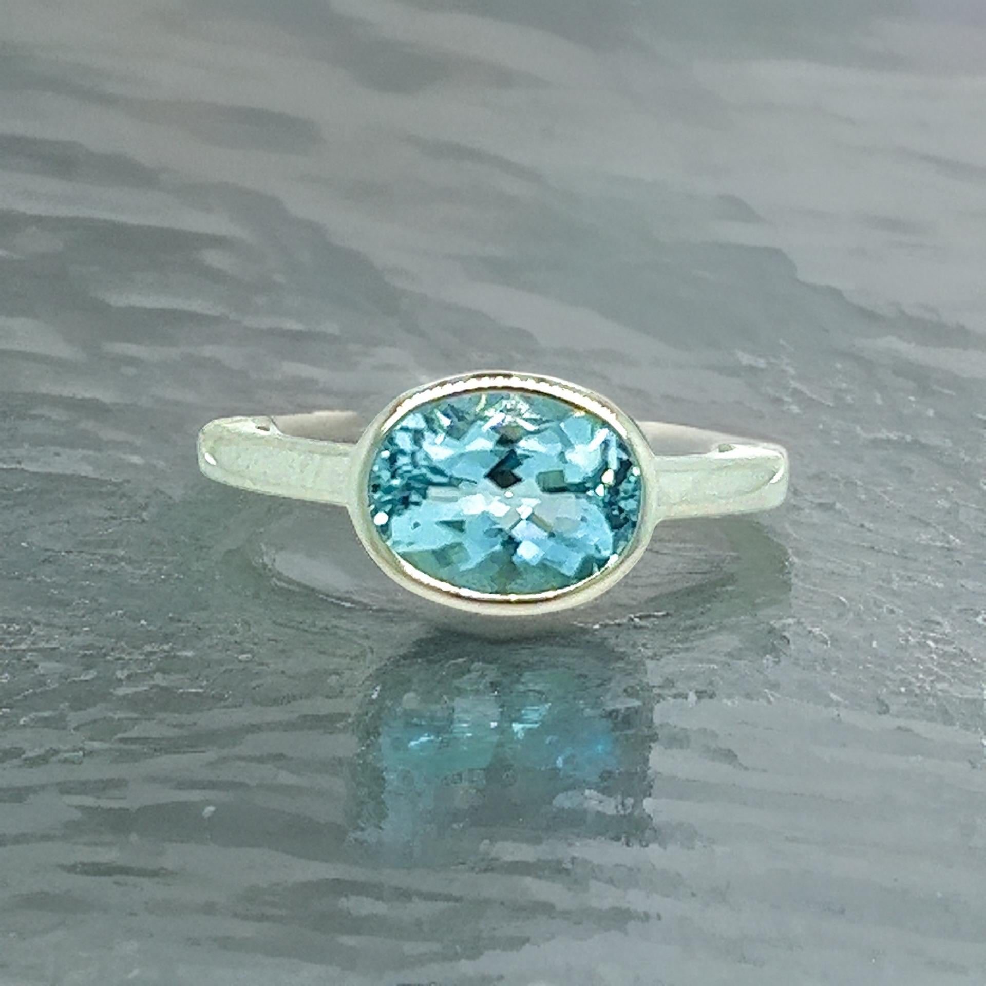 Anillo Aguamarina Natural 6.5 Oro 14k W 1.64 TCW Certificado en venta 6