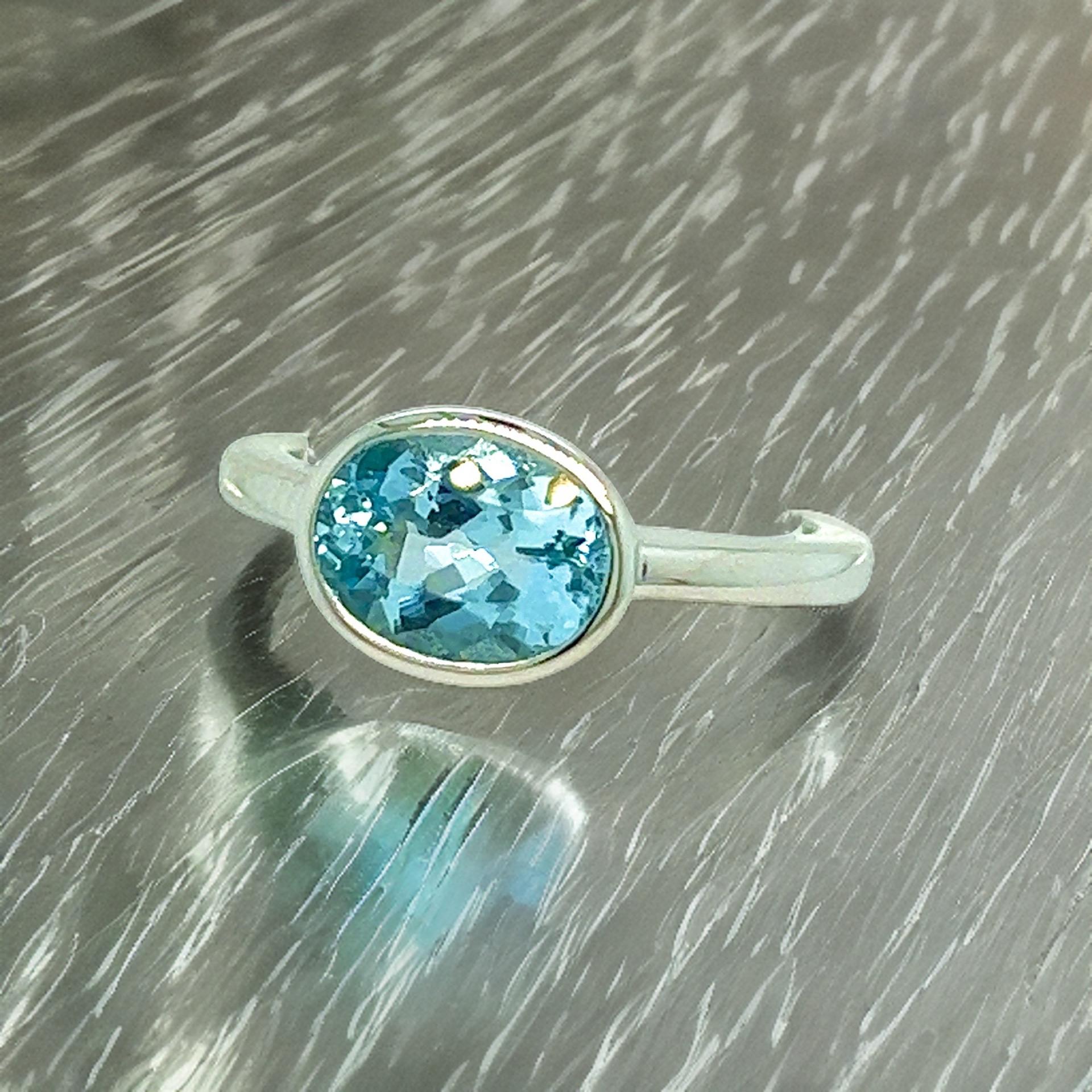 Anillo Aguamarina Natural 6.5 Oro 14k W 1.64 TCW Certificado en venta 2