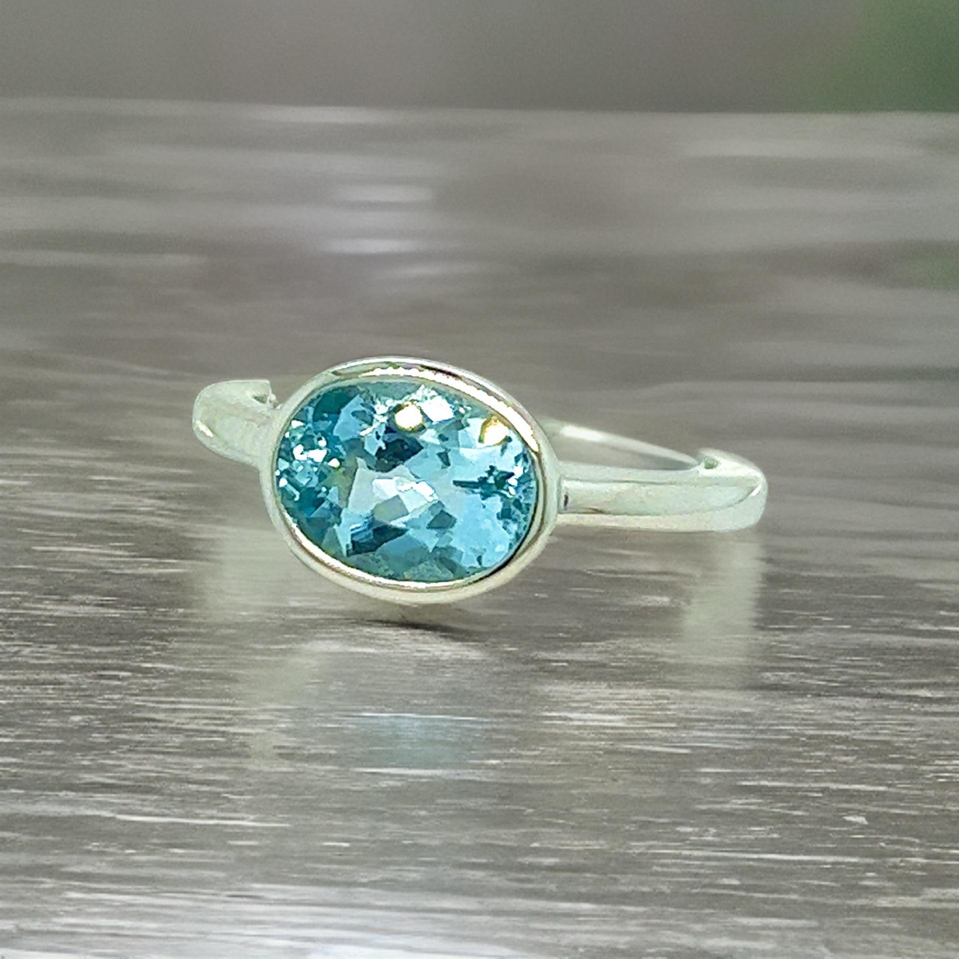 Anillo Aguamarina Natural 6.5 Oro 14k W 1.64 TCW Certificado en venta 4